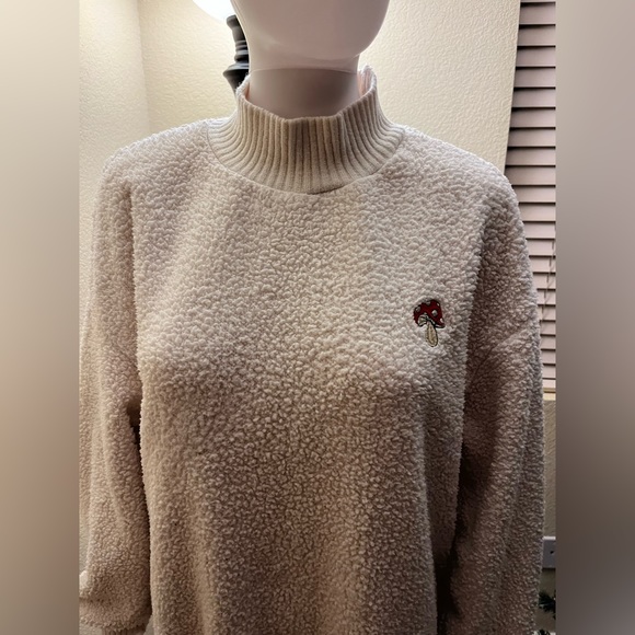 SHEIN mushroom 🍄 patch fleece long sleeve mini dress size M - Picture 5 of 7